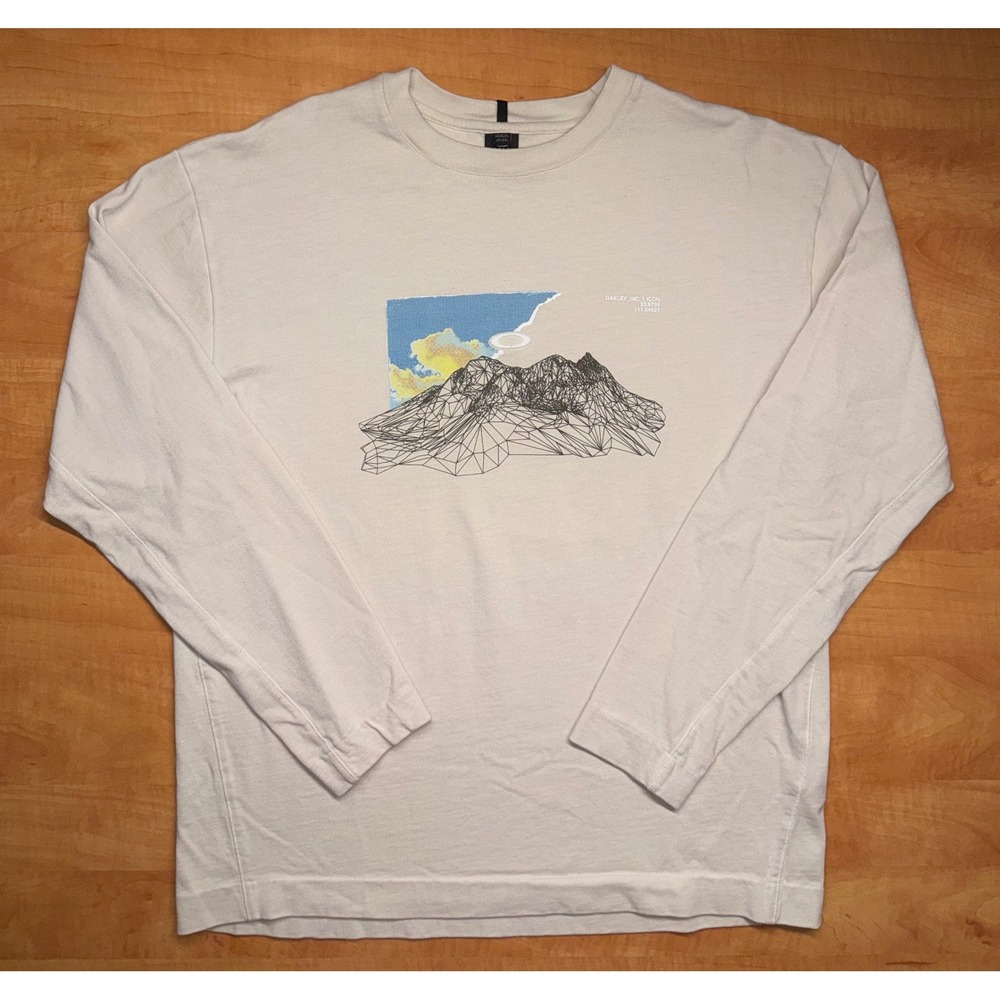 Oakley Mens Boxy Fit Long Sleeve T-Shirt XL Cream Mountain Graphic Cotton Tee